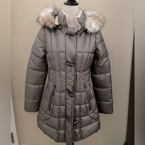 Laundry by design puffer hooded coat. Size M
